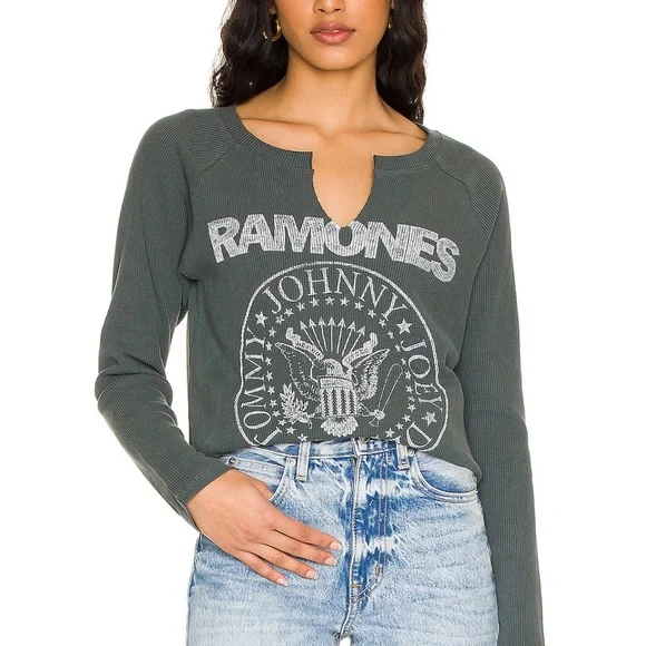 Daydreamer LA Ramones Crest Notch Neck Thermal Tee Size Medium - Picture 8 of 8